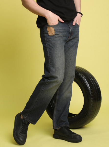 Men Straight Fit Low Distress Light Fade Cotton Jeans