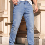 Men Mildly Distressed Slim Fit Jeans