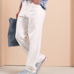 Men Straight Fit Mid-Rise Stretchable Jeans